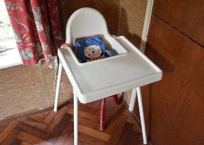 Quaint Mansion In With Terrace * Oploo