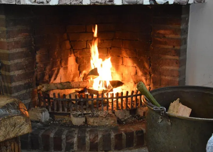 Quaint Mansion In With Terrace Hébergement de vacances Oploo