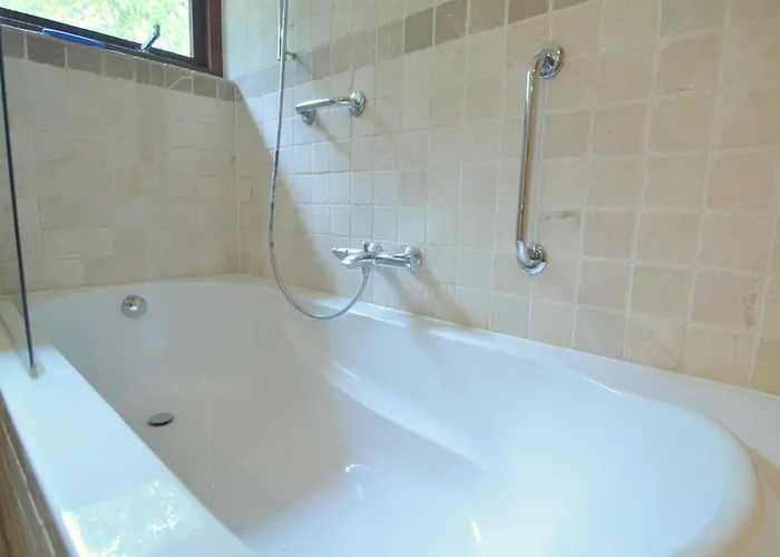 Quaint Mansion In With Terrace Hébergement de vacances