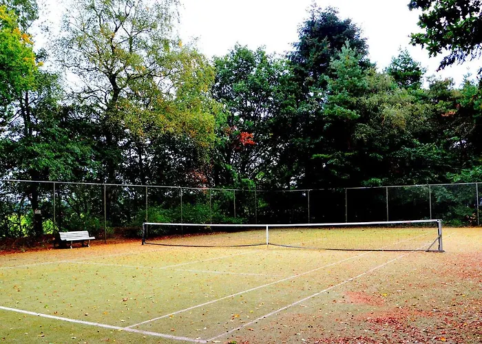 Hébergement de vacances Quaint Mansion In With Terrace Oploo