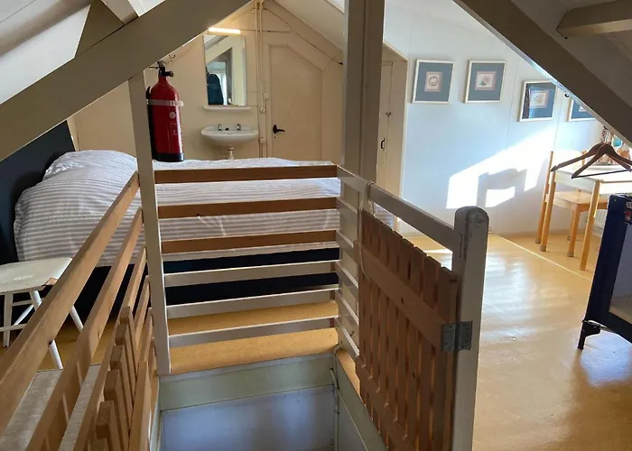 Quaint Mansion In With Terrace Hébergement de vacances *