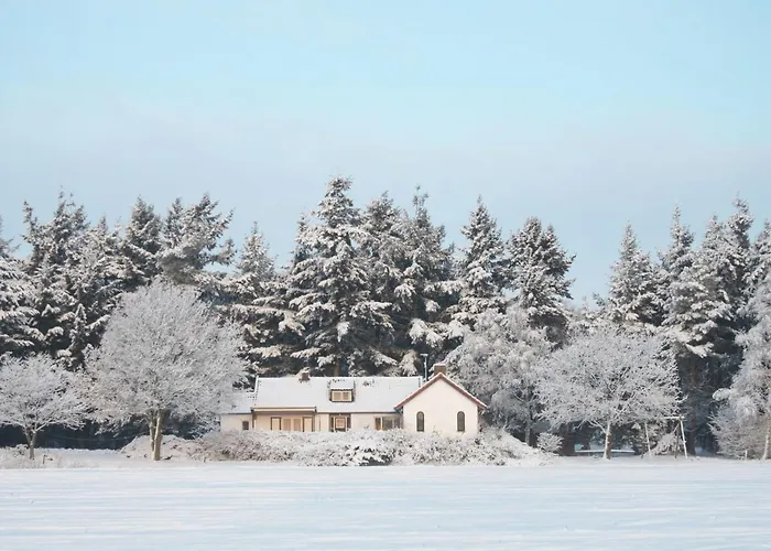 Quaint Mansion In With Terrace Hébergement de vacances Oploo